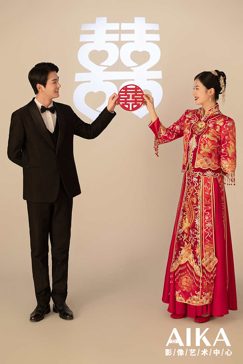 肖先生夫妇中式内景婚纱照                    深圳婚纱摄影